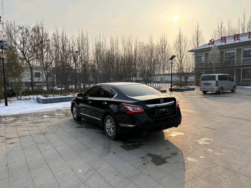 济南14年日产天籁8