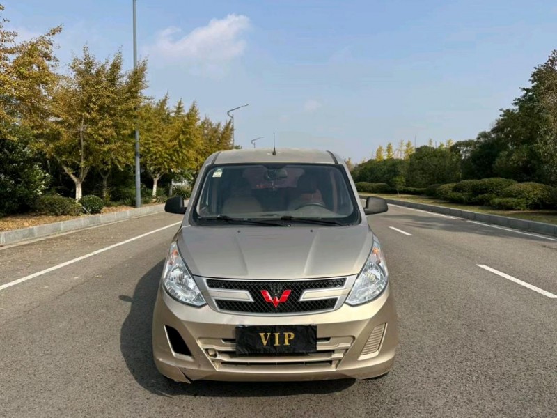 鹽城19年五菱汽車榮光1