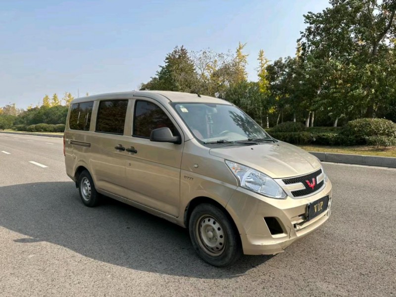 鹽城19年五菱汽車榮光3