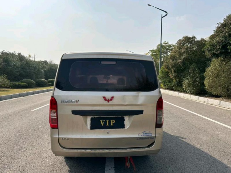 鹽城19年五菱汽車榮光9