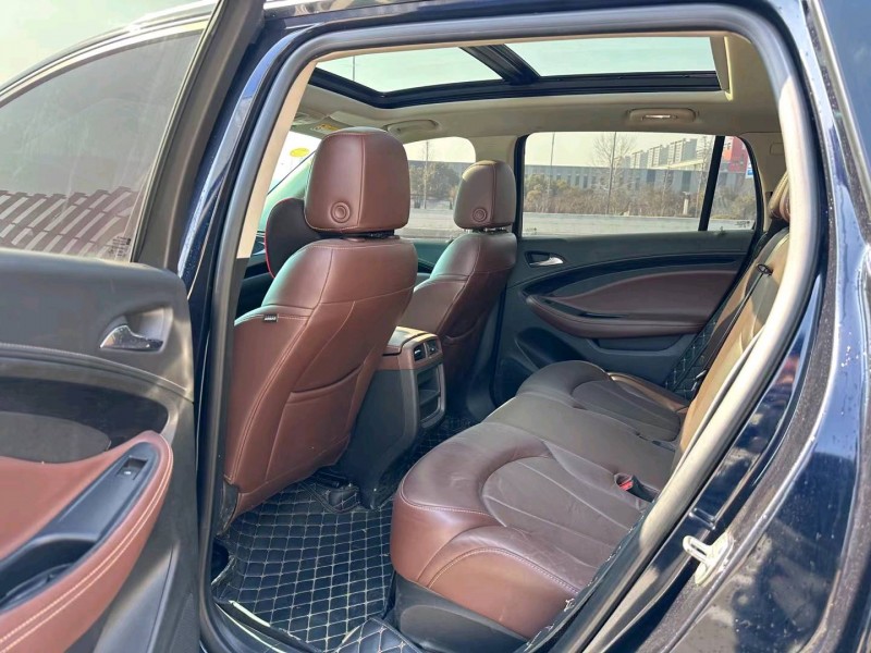 盐城21年别克昂科威4