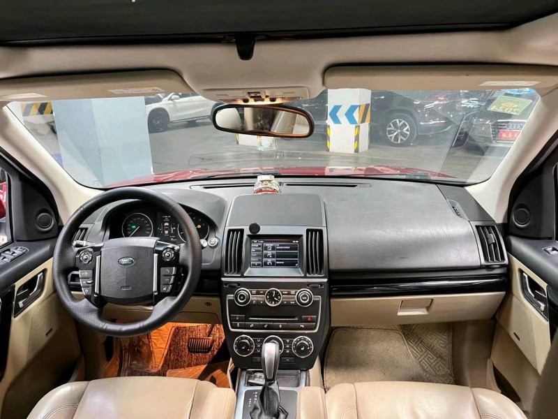 成都14年路虎神行者4