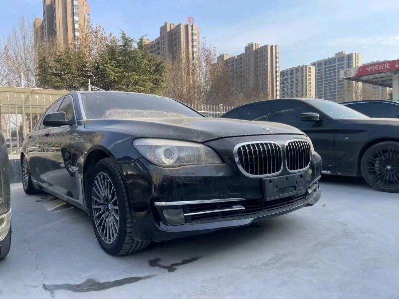 潍坊10年宝马7系2