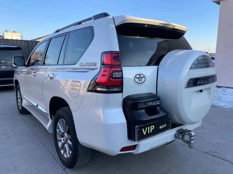 潍坊18年丰田普拉多9