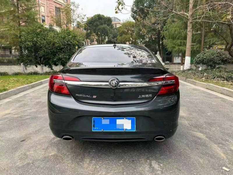 嘉兴14年别克君威7