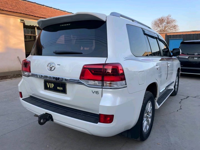 潍坊17年丰田兰德酷路泽8