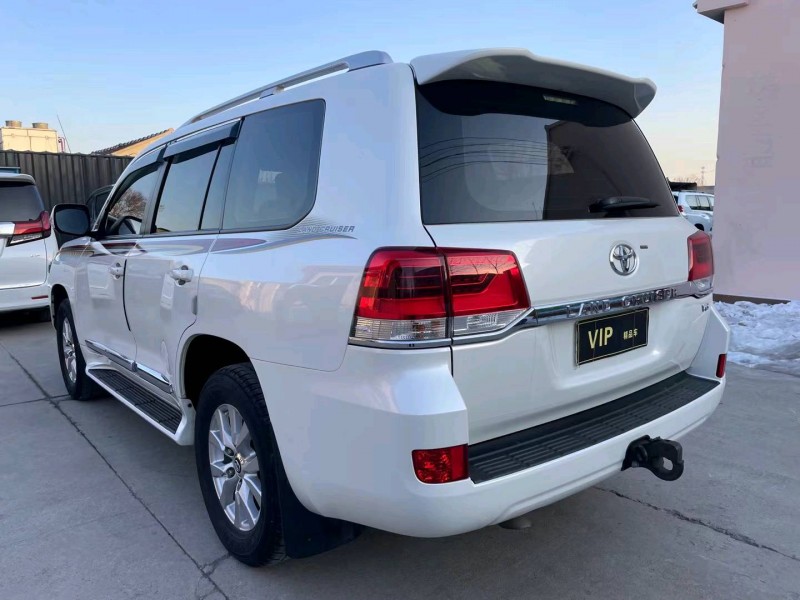 潍坊17年丰田兰德酷路泽9