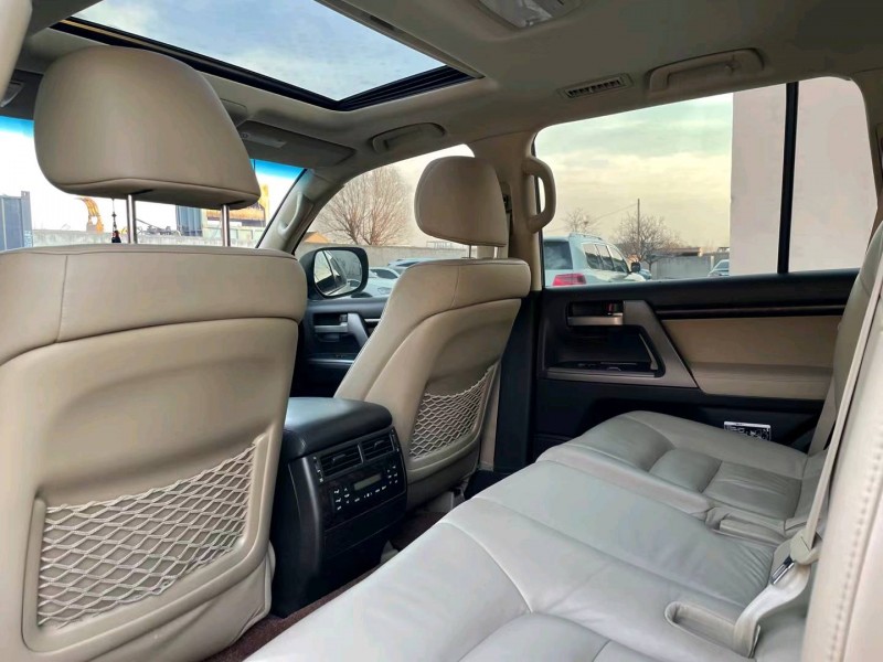 潍坊12年丰田兰德酷路泽7