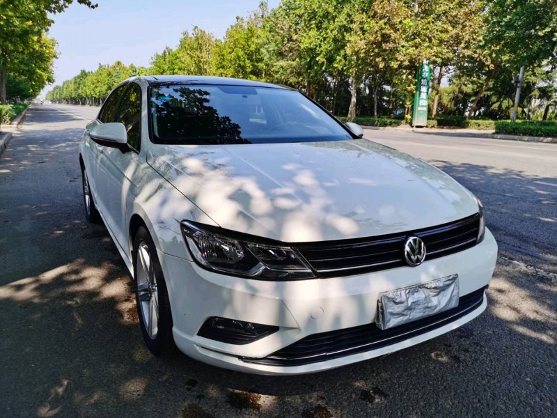 潍坊17年大众凌渡2