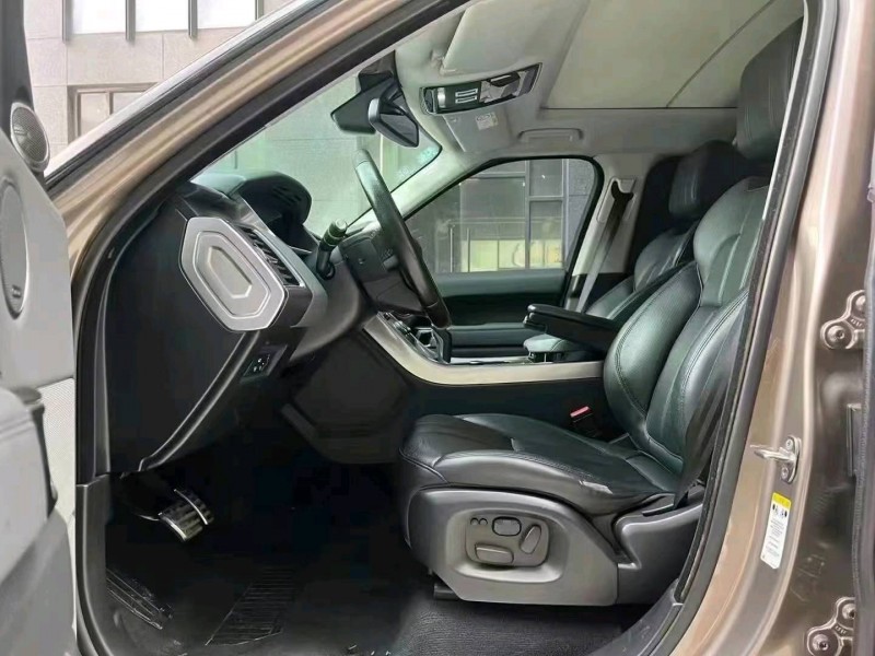 中山15年路虎揽胜运动5