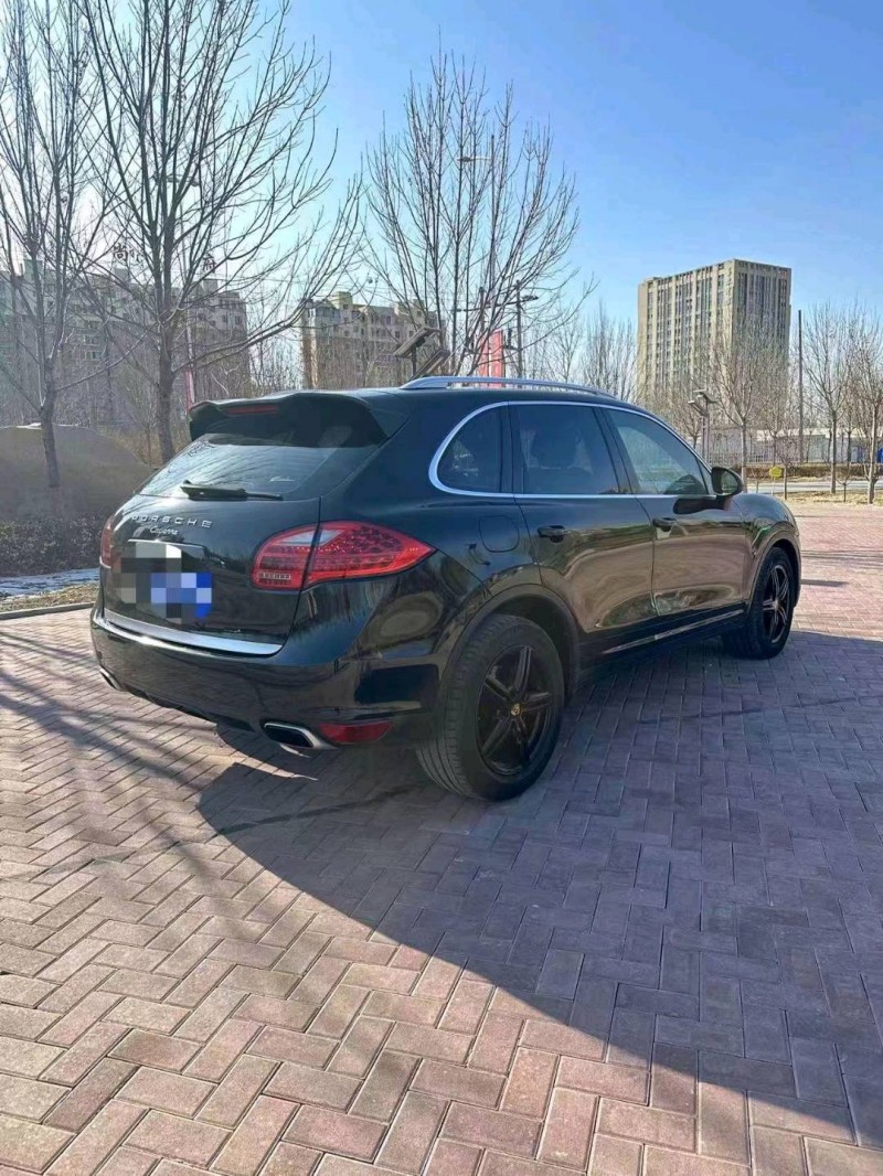 邯郸13年保时捷卡宴4