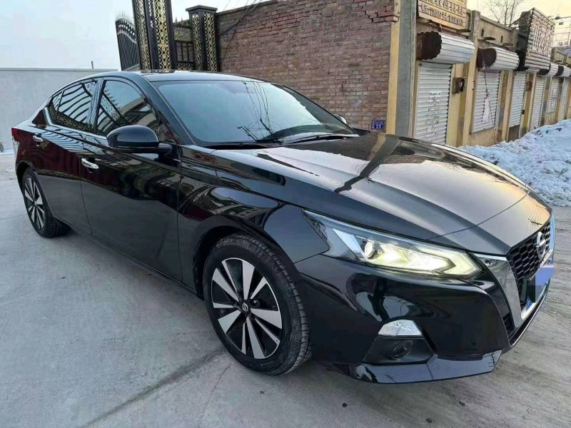 邯郸22年日产天籁3