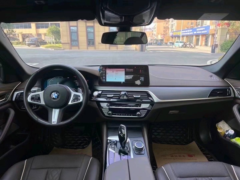 宜昌22年宝马5系5