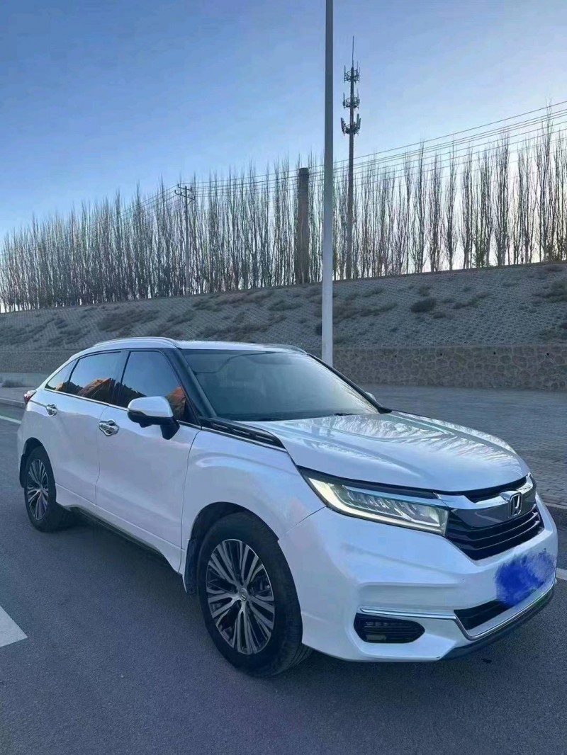 东营21年本田冠道8