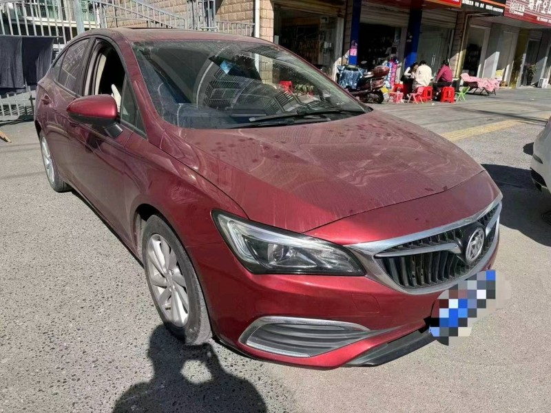 东营18年别克威朗2