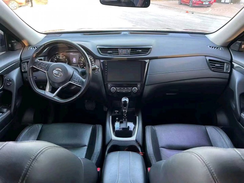 邯郸18年日产奇骏3