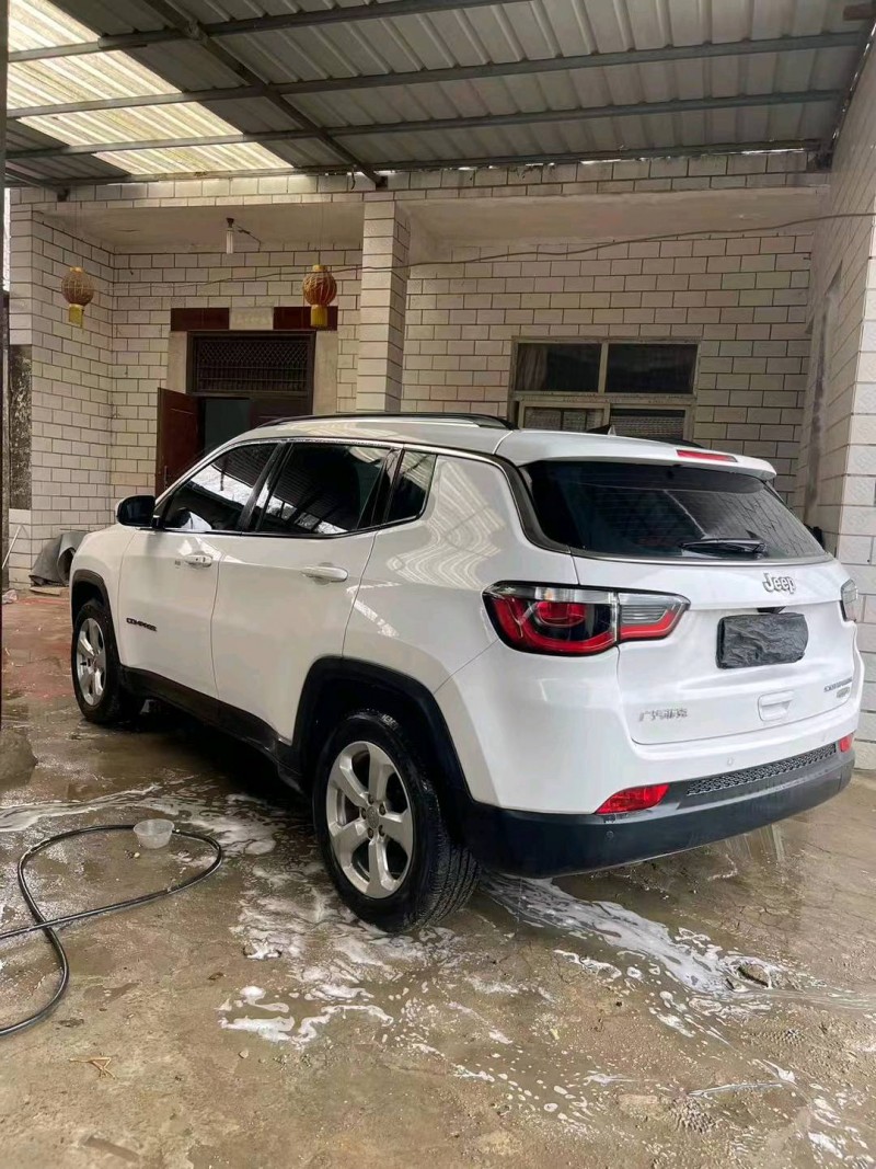 宜昌17年Jeep指南者5