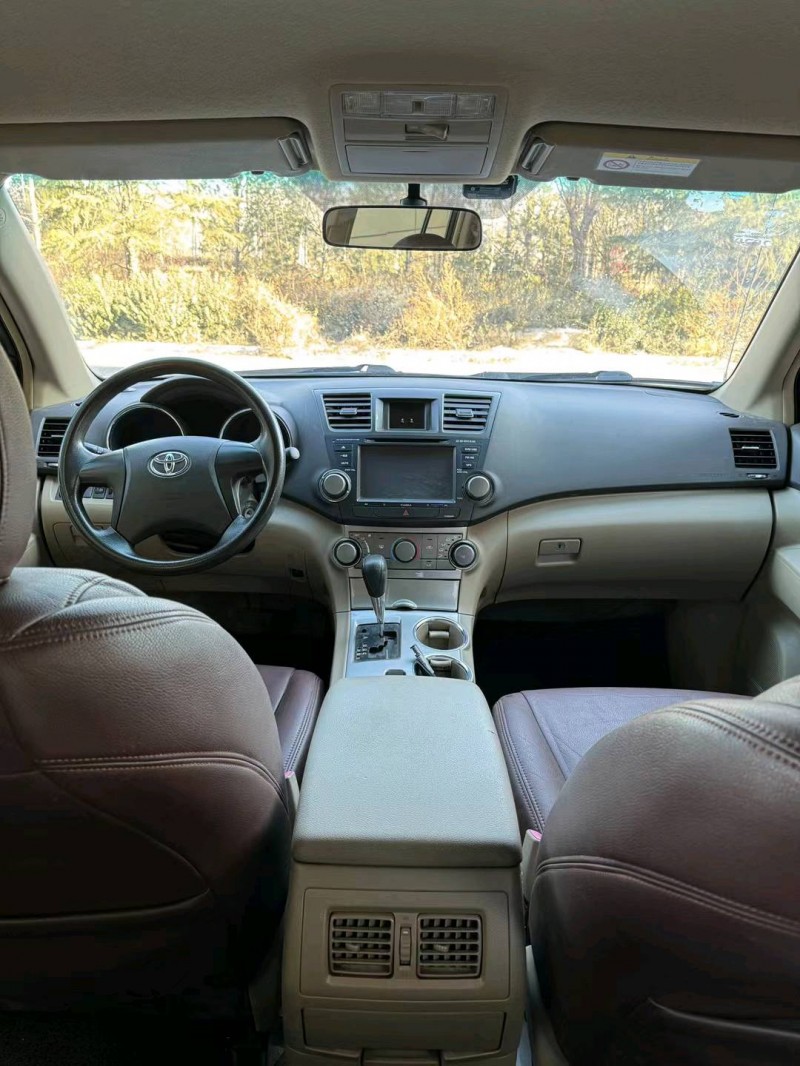 枣庄14年丰田汉兰达5