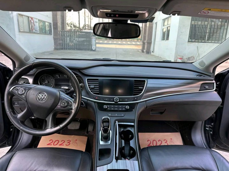 徐州18年别克君越5