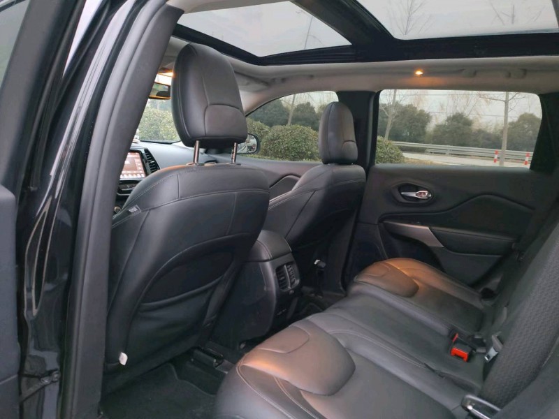 盐城21年Jeep自由光6