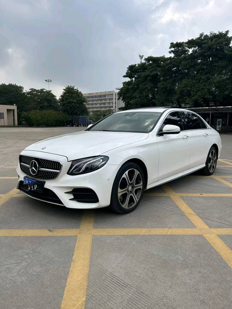 中山17年奔驰E2
