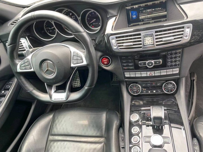 广州14年奔驰AMG4