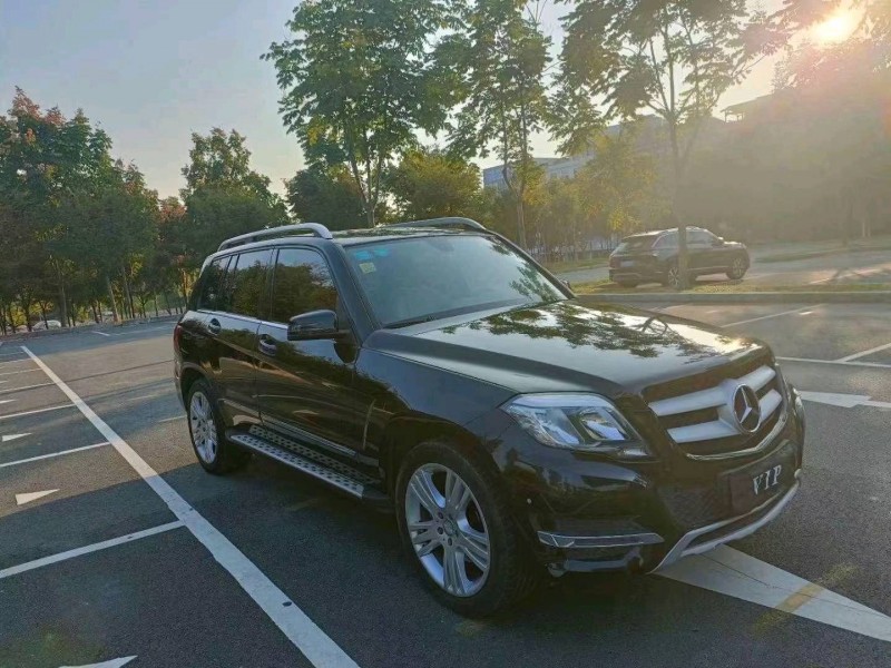 湖州13年奔馳GLK1