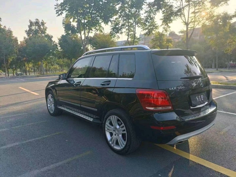 湖州13年奔馳GLK5
