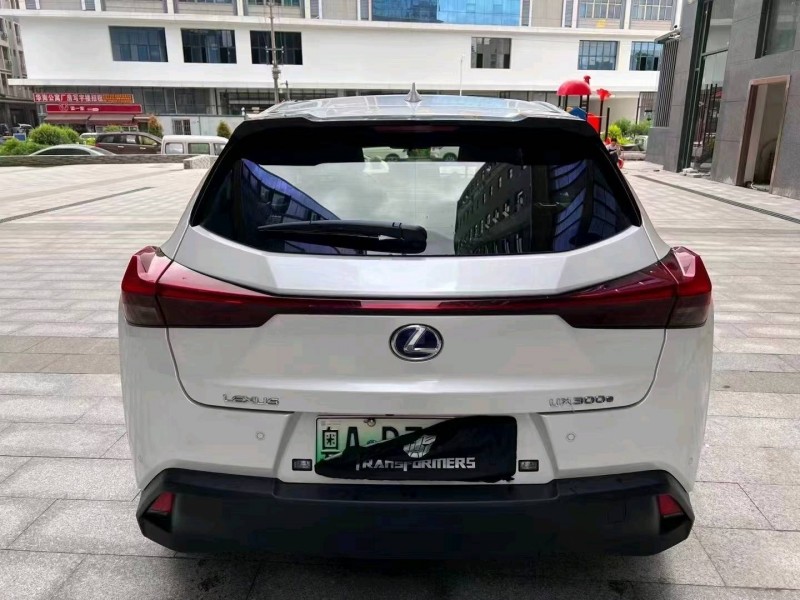 中山22年雷克萨斯UX4