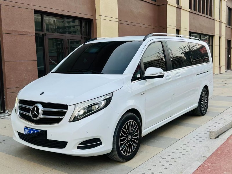 济宁20年奔驰V2