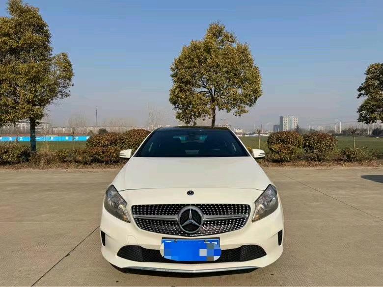 盐城16年奔驰A1