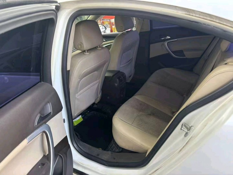 东营14年别克君威5