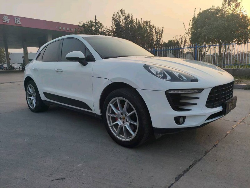 徐州14年保时捷Macan2