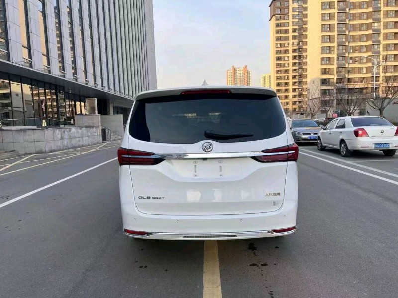 青岛20年别克GL86