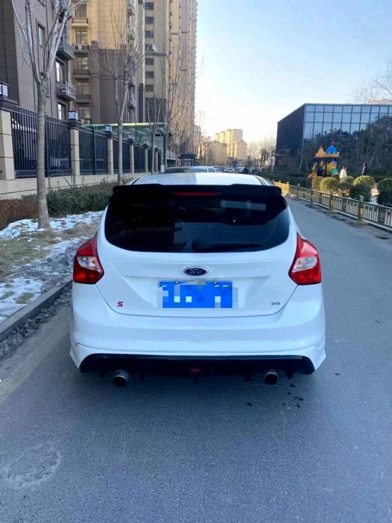 东营14年福特福克斯3