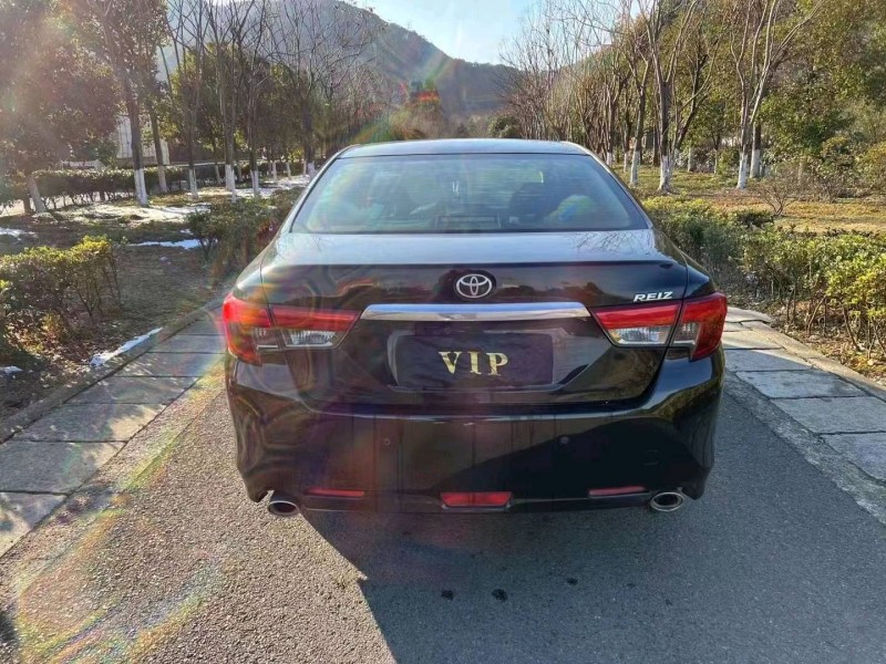 嘉兴14年丰田锐志8