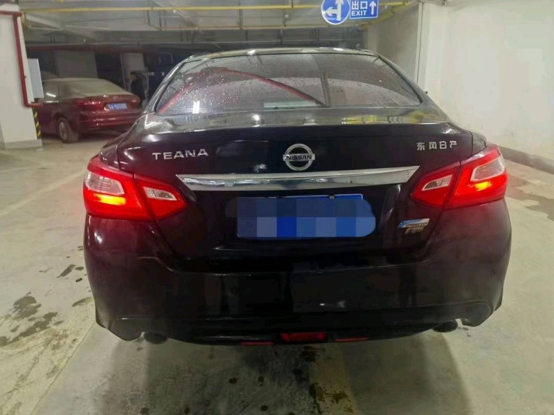 宜昌17年日產天籟7