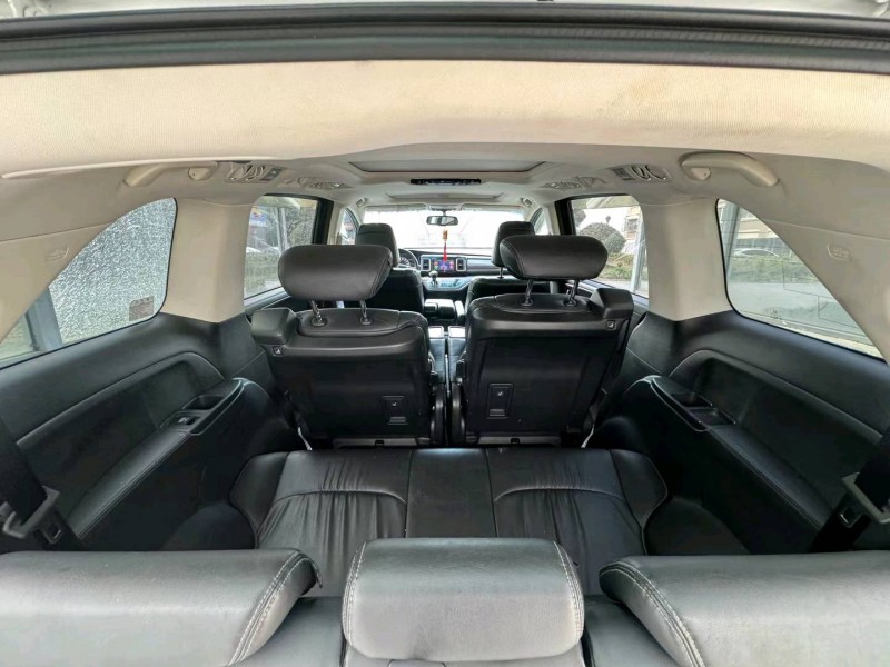 徐州16年本田艾力绅8