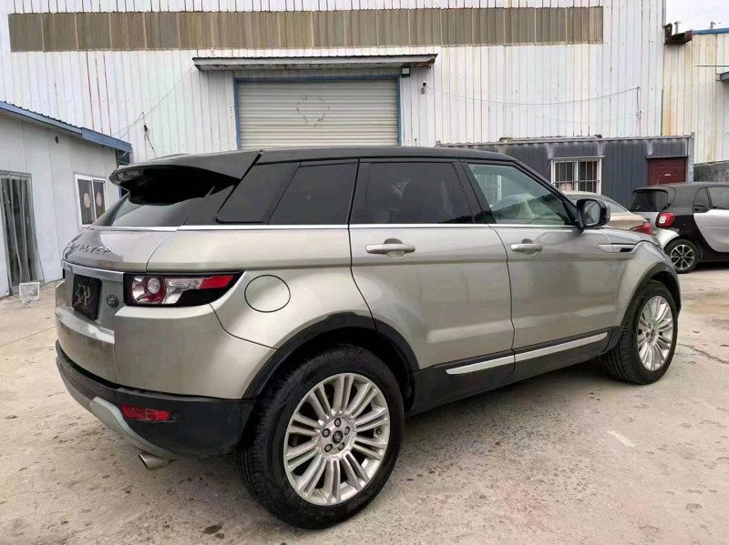 枣庄13年路虎极光4