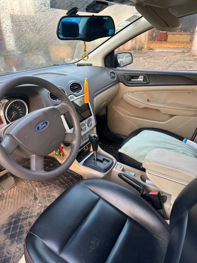 平顶山14年福特福克斯9