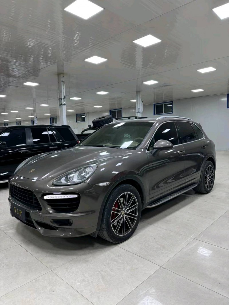 廊坊13年保时捷卡宴2