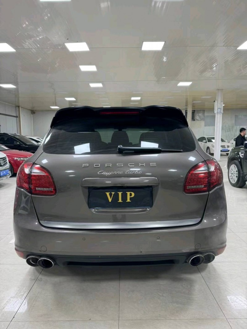 廊坊13年保时捷卡宴9