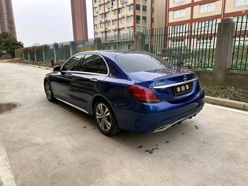 宜昌20年奔馳C8