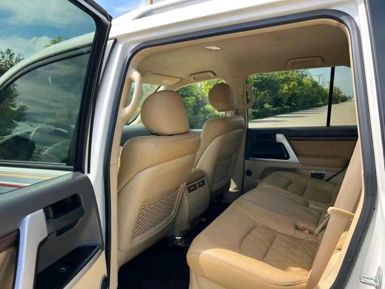 盐城18年丰田兰德酷路泽6