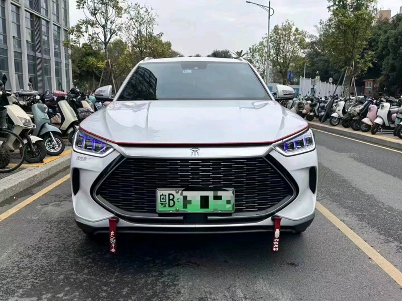 广州22年比亚迪宋1