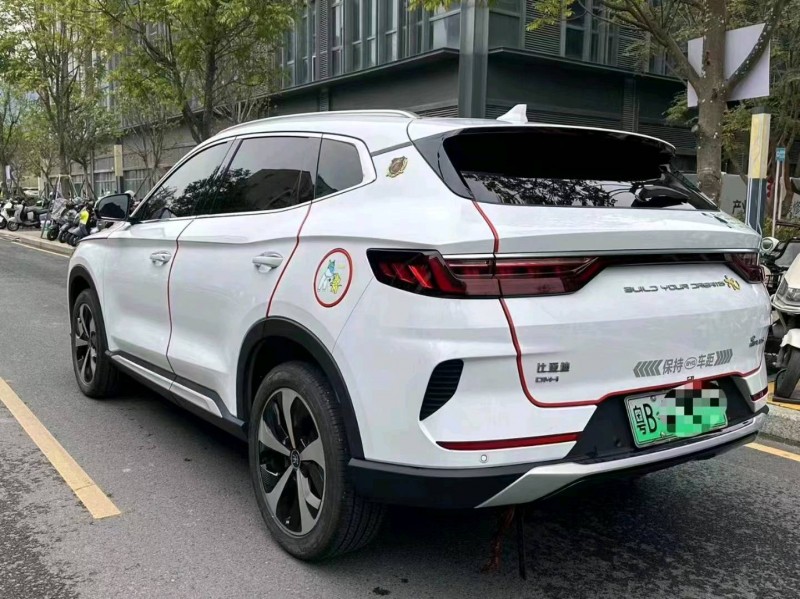 广州22年比亚迪宋7