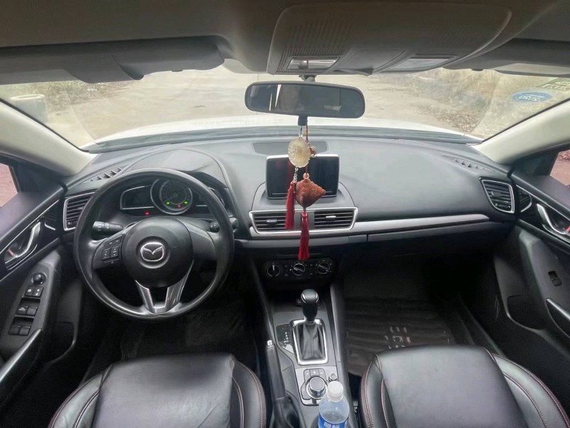 济南17年马自达昂克赛拉4