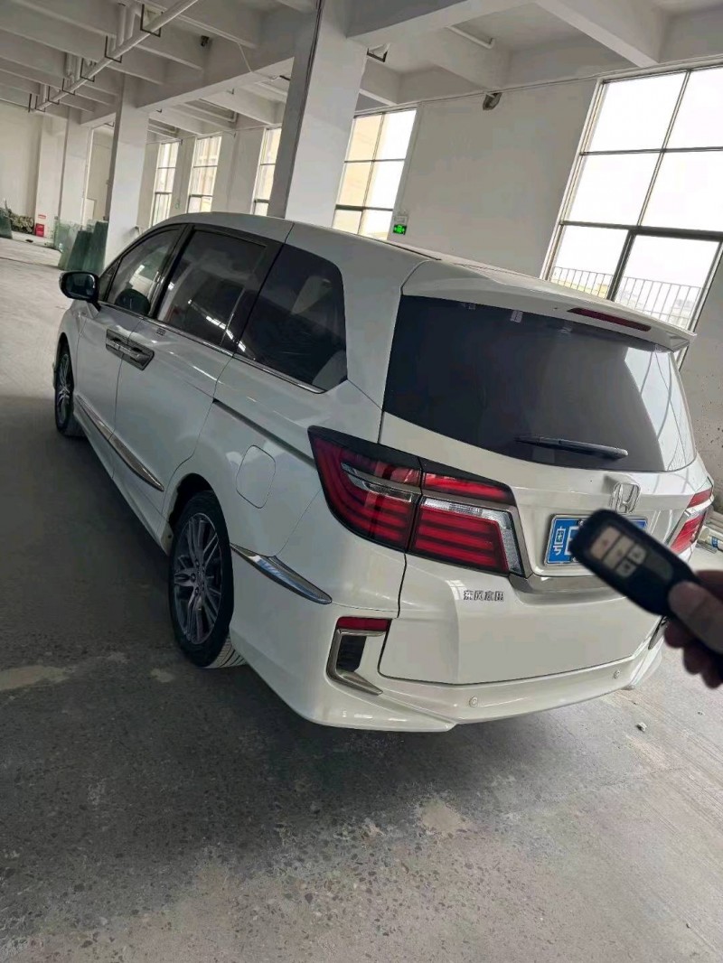 广州21年本田艾力绅4