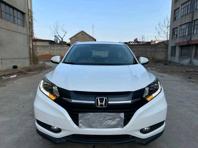 济南17年本田缤智1