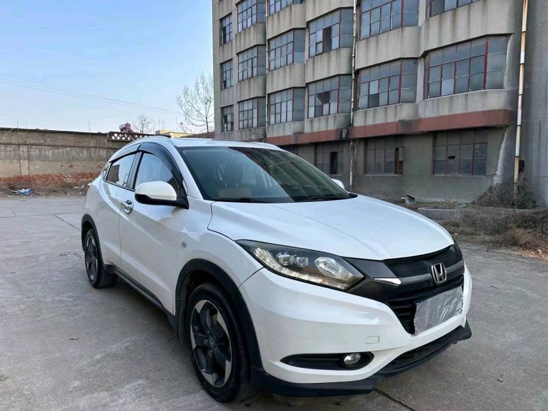 济南17年本田缤智3